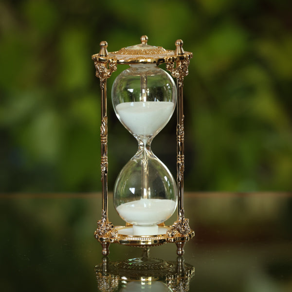 30 Minute Crystal Hourglass – Silver or Gold
