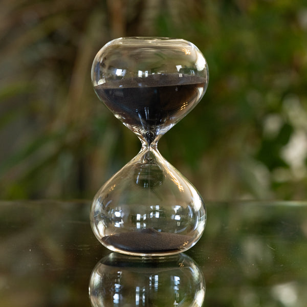 30 Minute Modern Glass Timer -  Black or White Sand