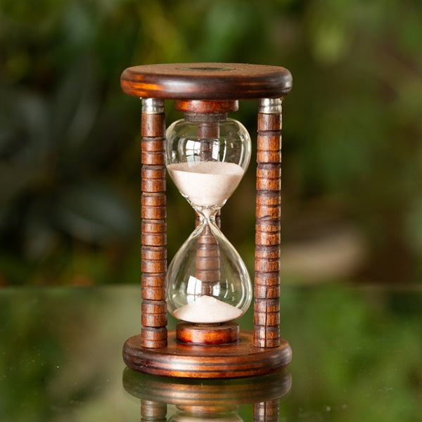 Antique Vintage Brass Hourglass With Compass & Duration 10 Minute,  Size/Dimension: 8 Inch