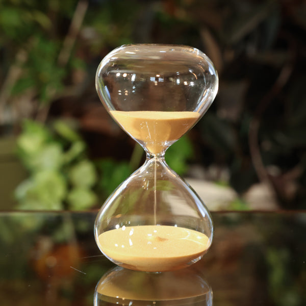 50 Minute Modern Glass Timer in Black, White, Light Brown or Gold