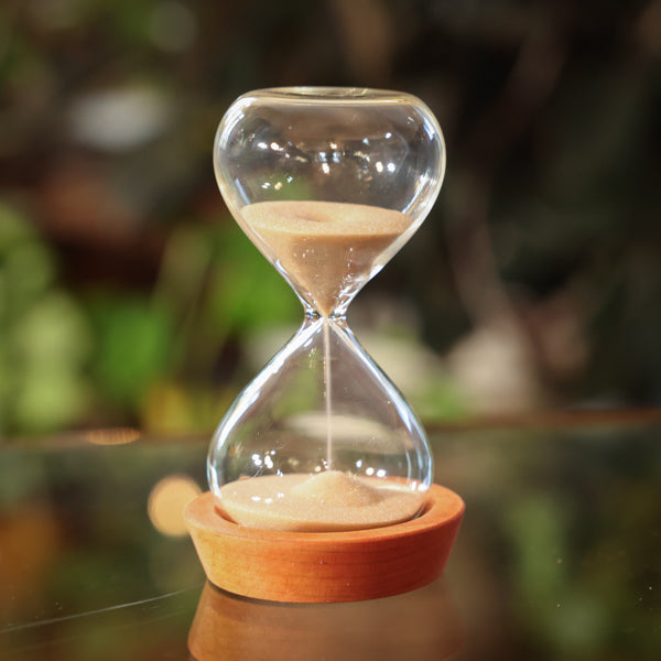 5 Minute Glass Timer with Black, White or Light Brown Sand