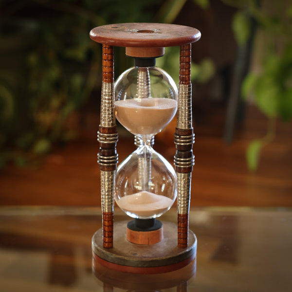 Standard Bobbin Hourglass Urn