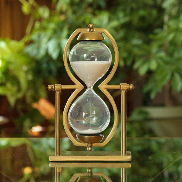 Gold Figure Eight Rotating Hourglass 50 Minute