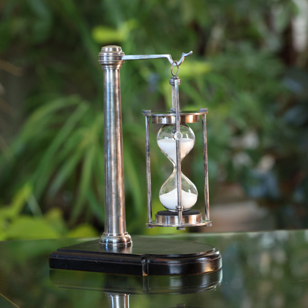 Silver 30 Minute Hourglass-Stand