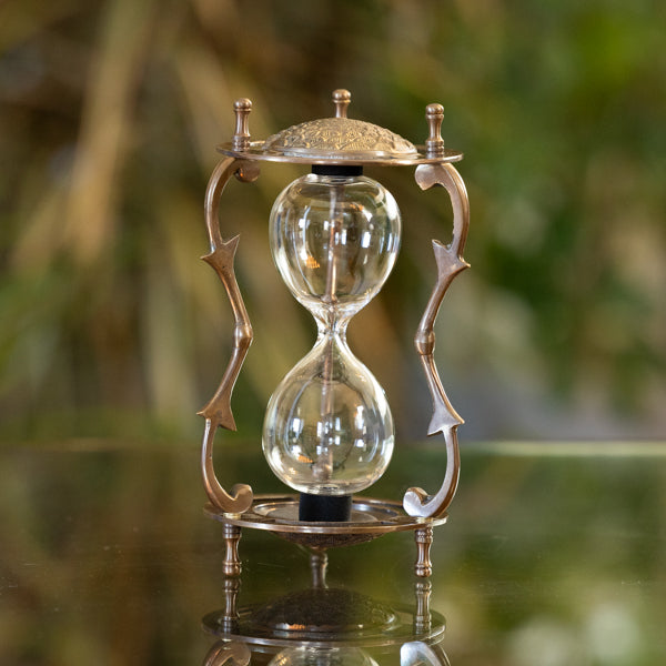 Dragon Scale Urn Hourglass