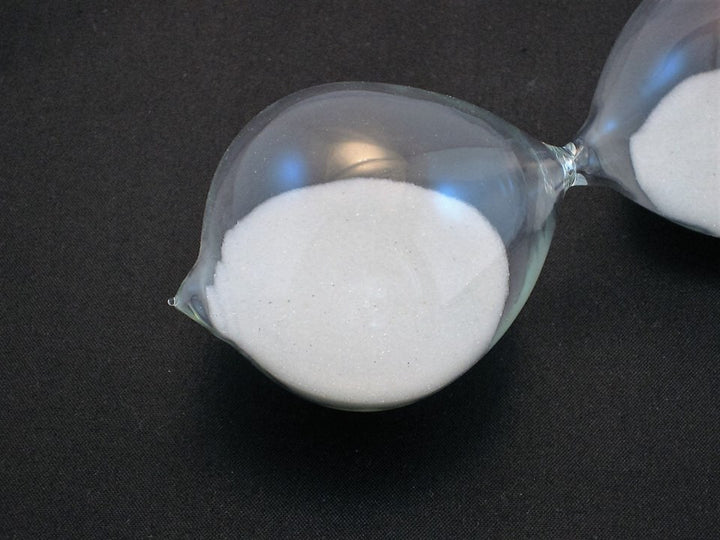 Hourglass Globe with White Sand 60 Minute