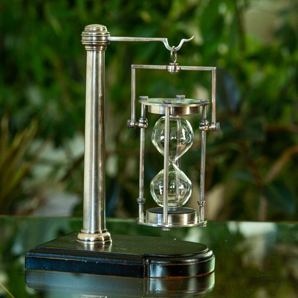 Silver Fillable Hourglass-Stand