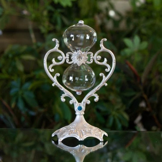 Silver Heart Vintage Rotating Hourglass Kit
