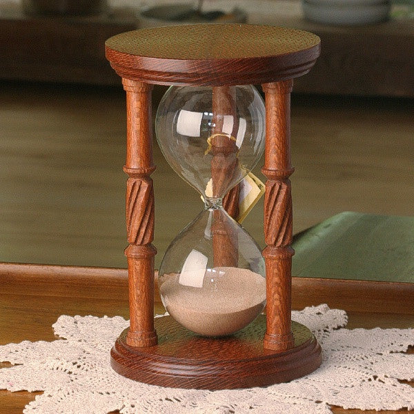 Solid Fishtail Oak Hourglass With Spiral Spindles