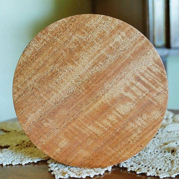 Solid Figured Mahogany Hourglass With Spiral Spindles